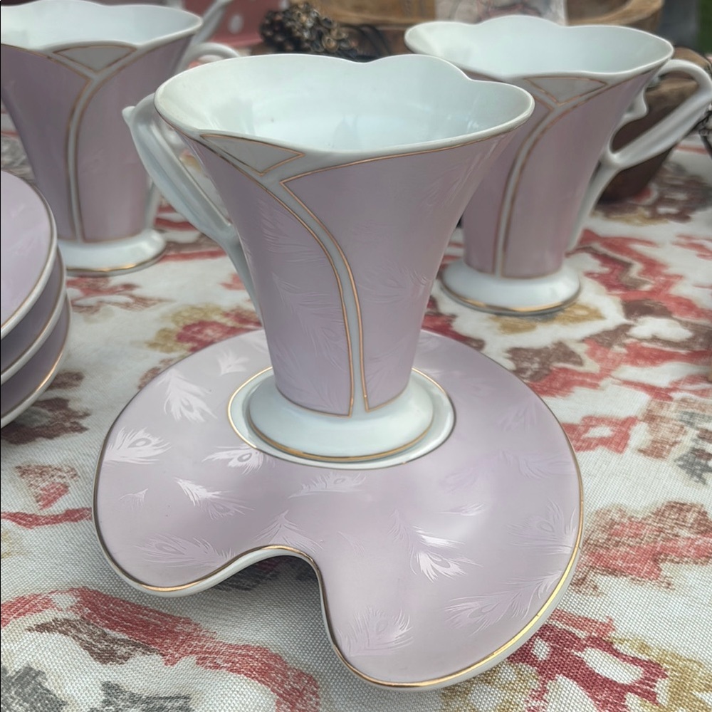 Elegant Vintage Pink & Gold Teacup and Saucer Set. Set of 8. Designed by Yedi. - Picture 5 of 8